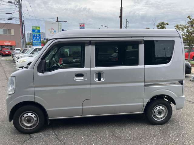 Suzuki Every 12