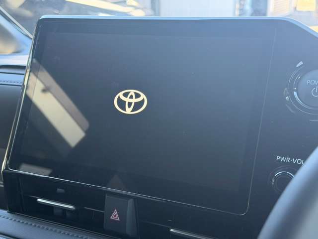 Toyota Noah 3