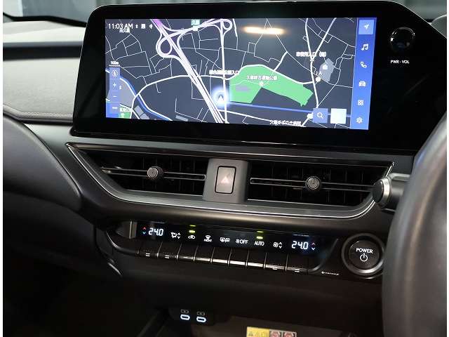 Lexus UX 12