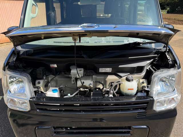 Nissan NV100 Clipper 10