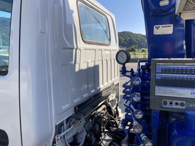 Isuzu Elf 12