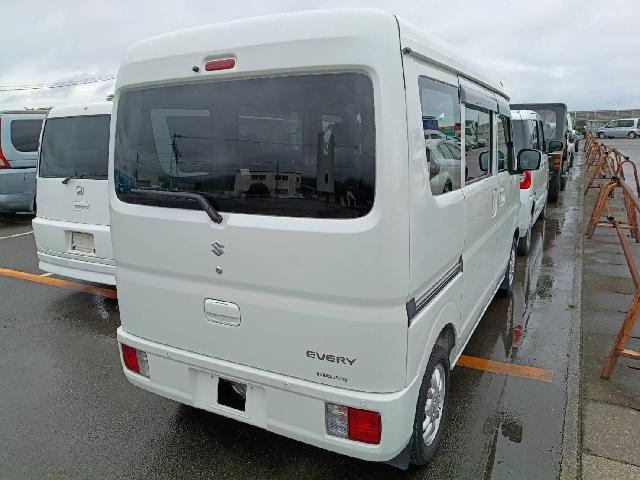 Suzuki Every 5