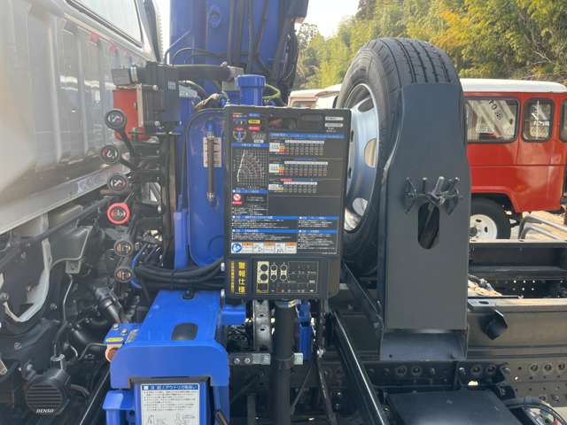 Mitsubishi Fuso Canter 12