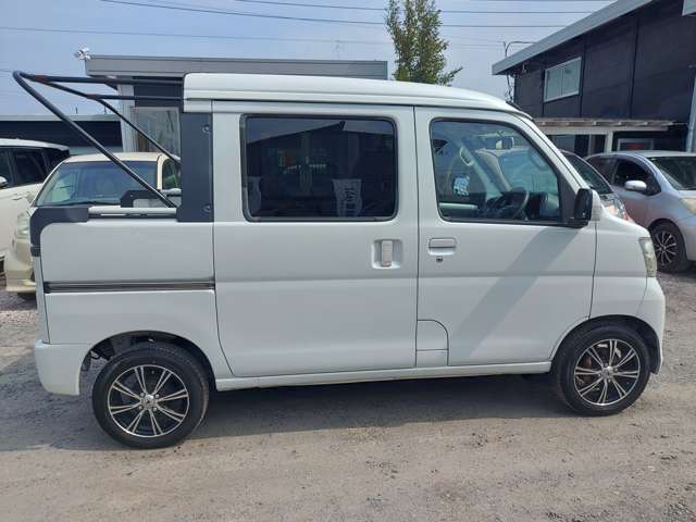 Daihatsu Hijet Deck Van 3
