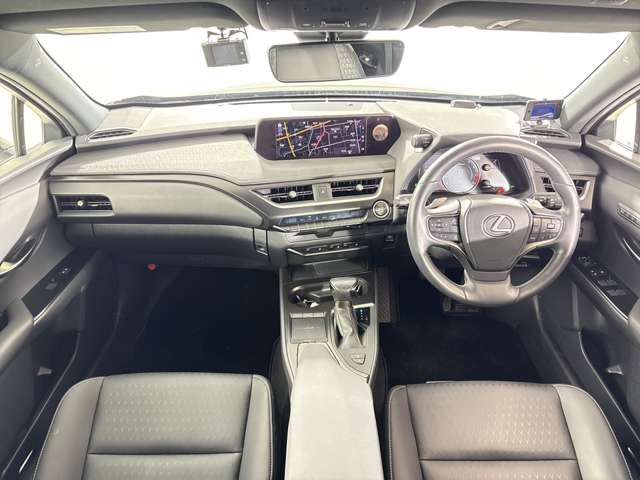 Lexus UX 4