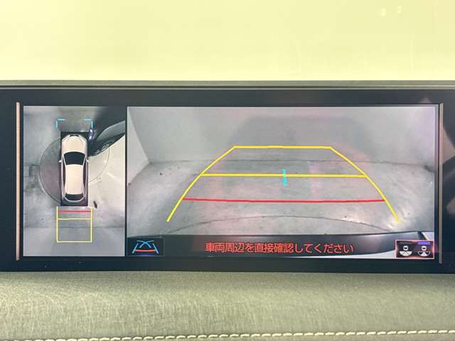 Lexus UX 6