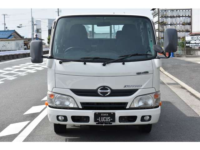 Hino Dutro 6