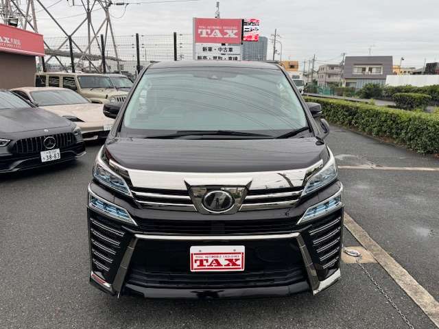 Toyota Vellfire 5