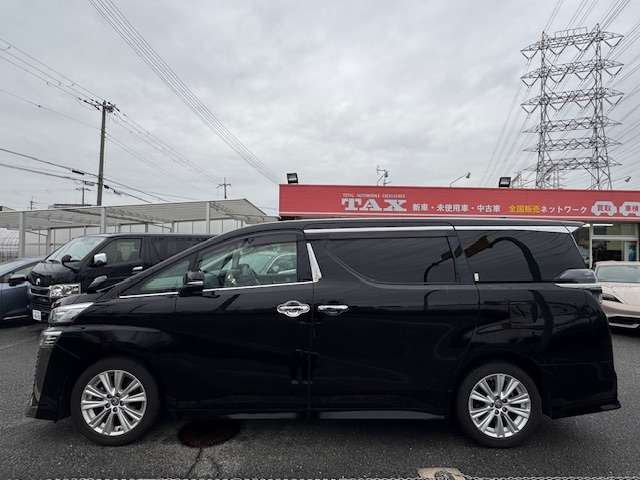 Toyota Vellfire 7
