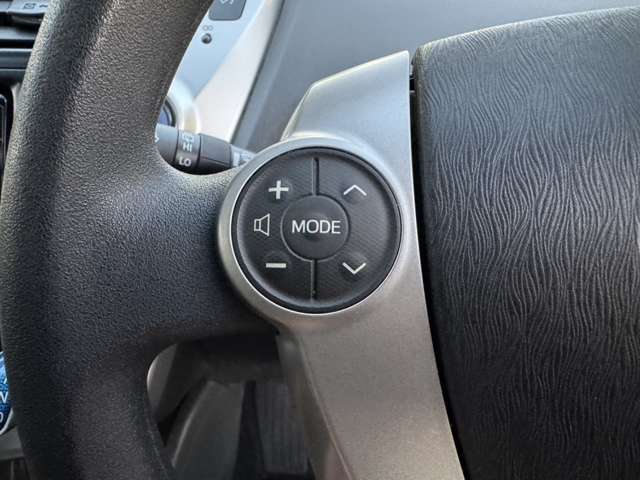 Toyota Prius α 12