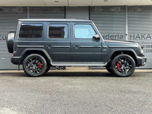 Mercedes-Benz G-Class 4