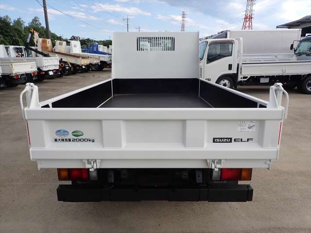 Isuzu Elf 5