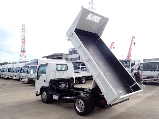 Isuzu Elf 10