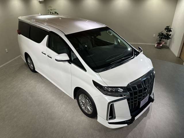Toyota Alphard 12