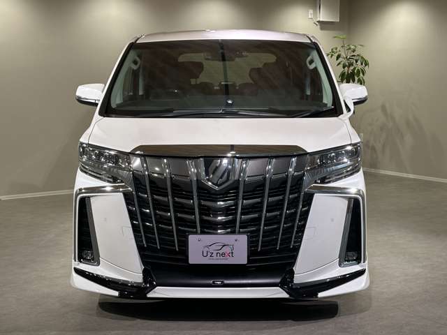 Toyota Alphard 9