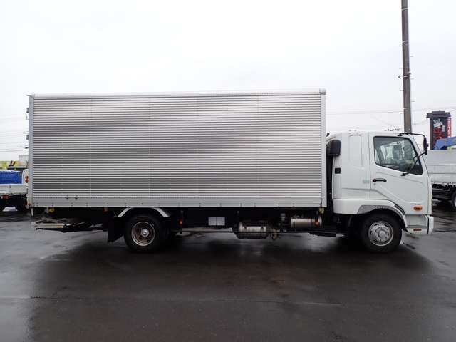 Mitsubishi Fuso Fighter 6