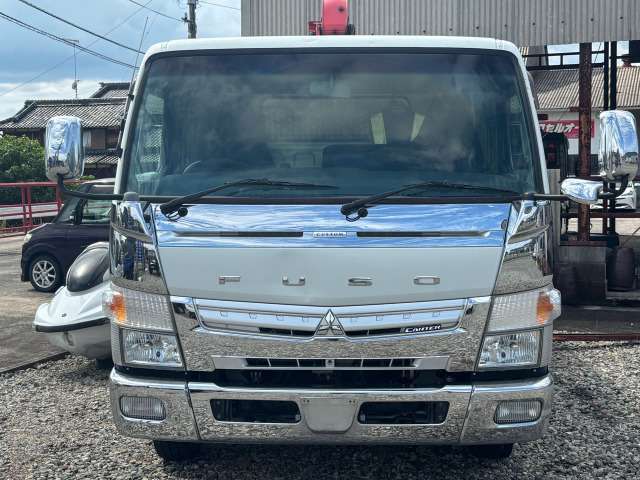 Mitsubishi Fuso Canter 4