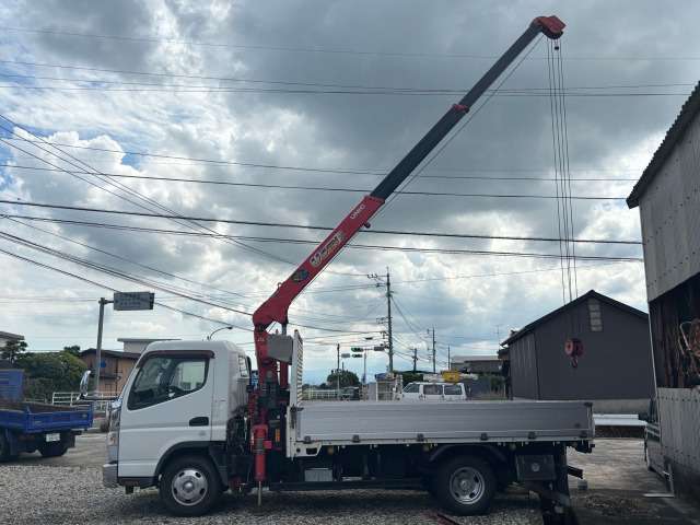 Mitsubishi Fuso Canter 7