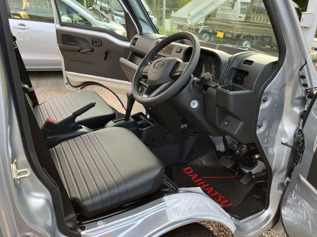 Daihatsu Hijet Truck 12
