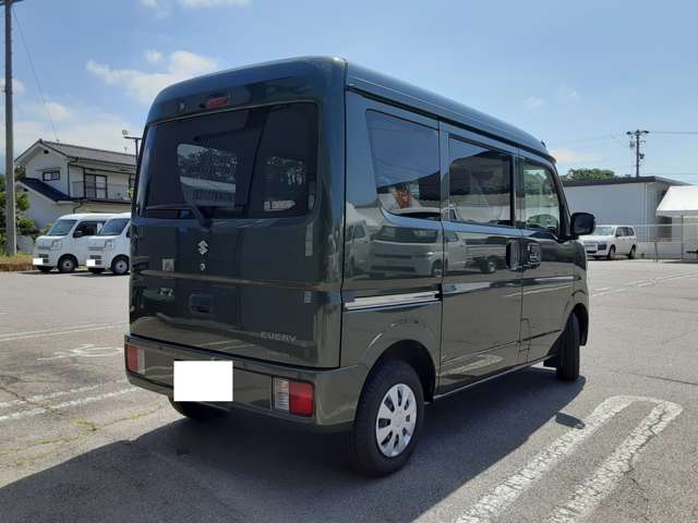 Suzuki Every 8