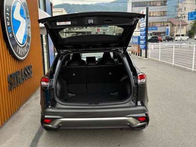 Toyota Corolla Cross 9