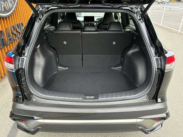 Toyota Corolla Cross 10