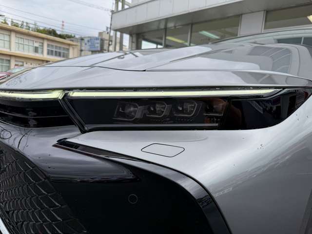Toyota Crown Crossover 11