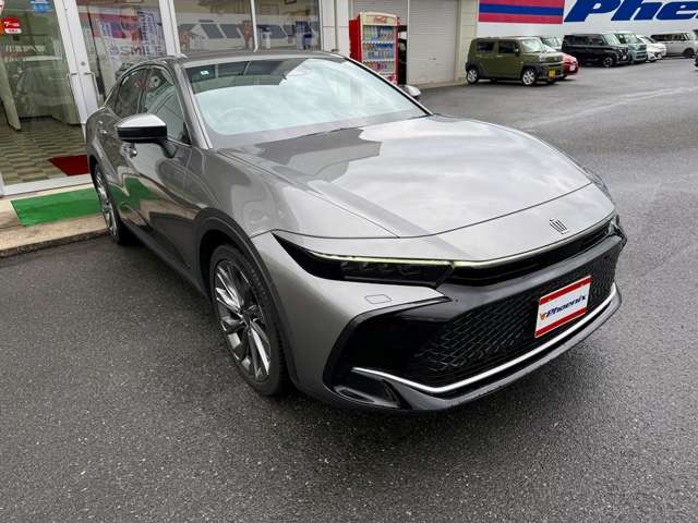 Toyota Crown Crossover 4