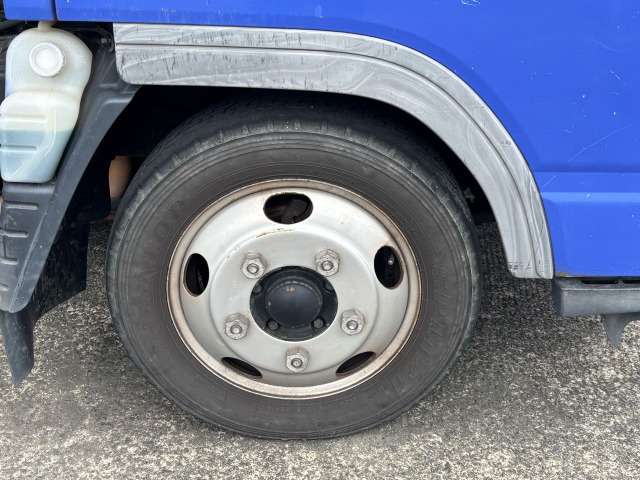 Mitsubishi Fuso Canter 12