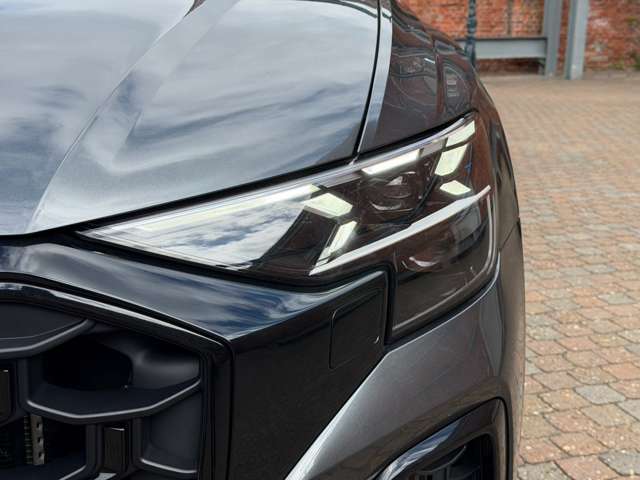 Audi SQ8 5