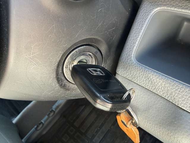 Honda N-VAN 8