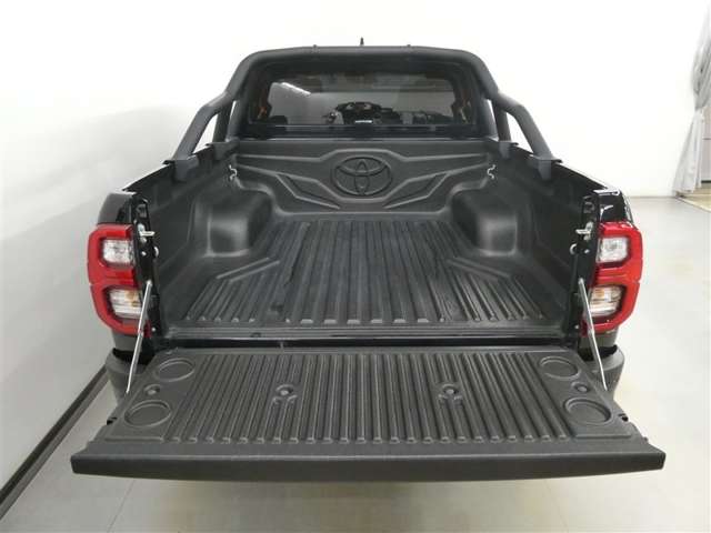 Toyota Hilux 7