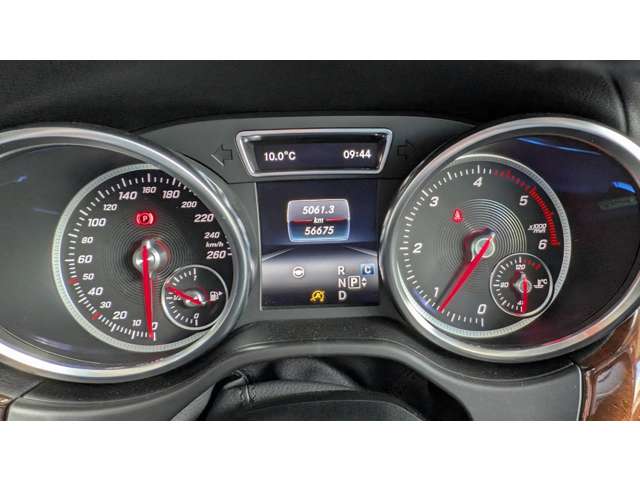 Mercedes-Benz GLS 10