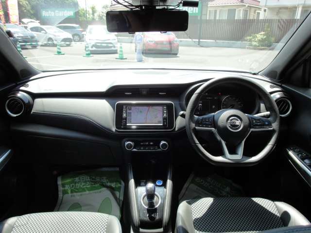 Nissan Kicks 11