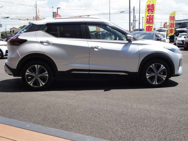 Nissan Kicks 6