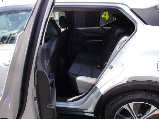 Nissan Kicks 10