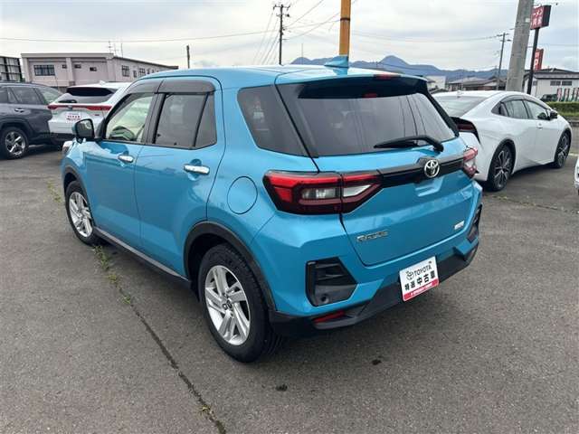 Toyota Raize 7