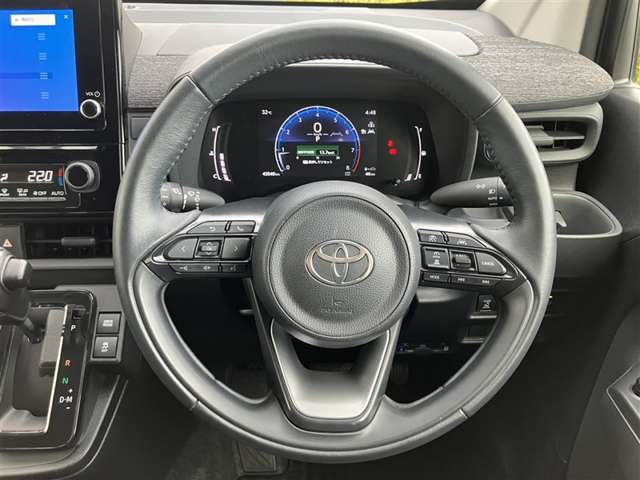 Toyota Sienta 12