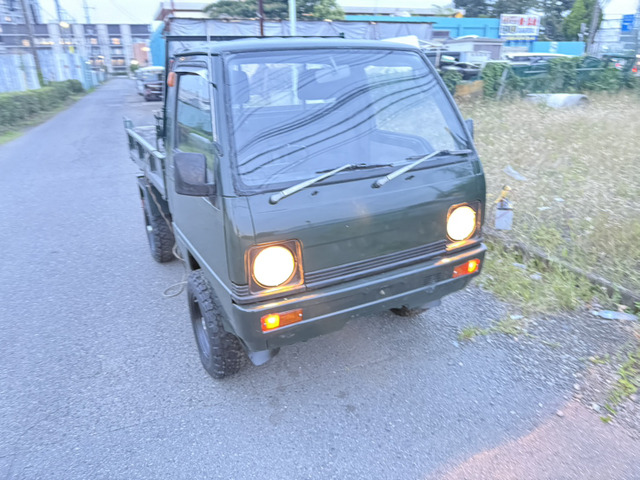 Mitsubishi Minicab Truck 2