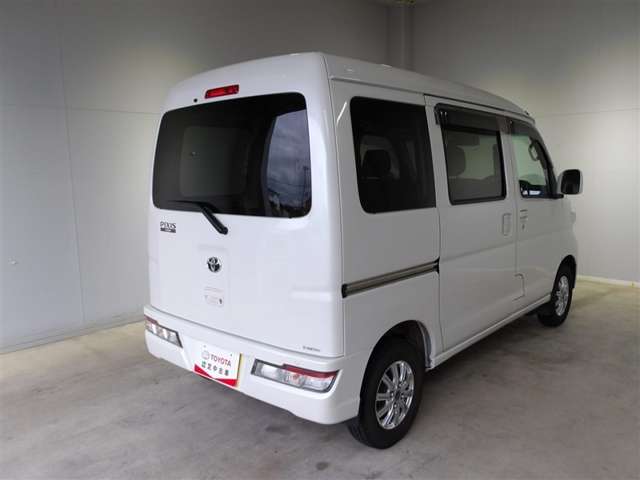 Toyota Pixis Van 5