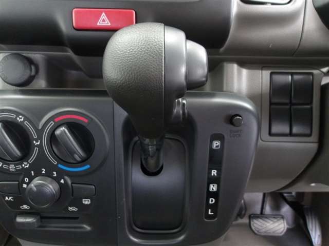 Suzuki Every 11