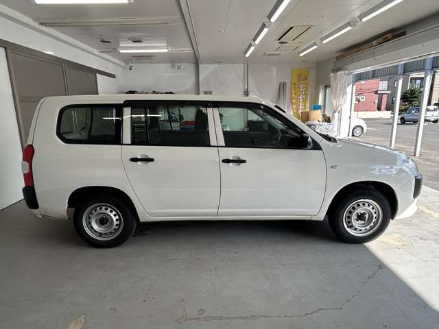 Toyota Probox Van 7