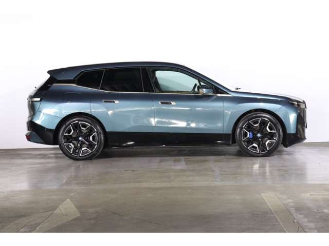 BMW iX 3
