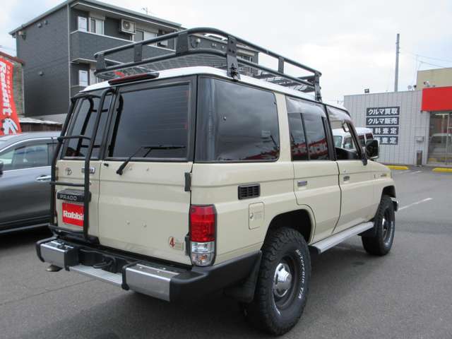 Toyota Land Cruiser Prado 10