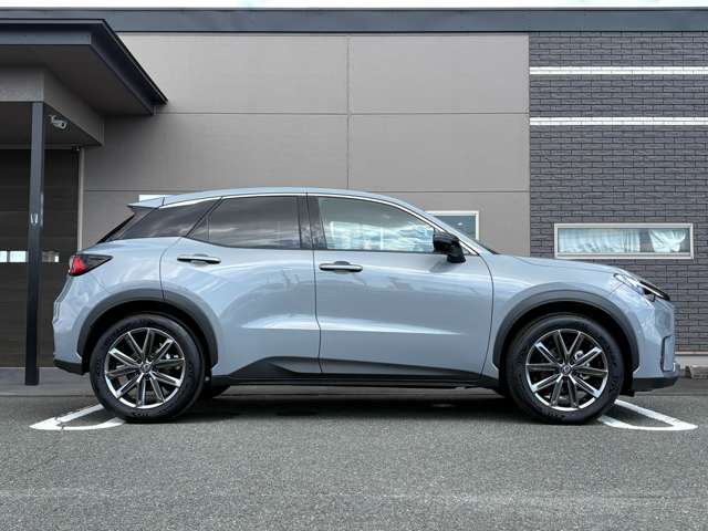 Lexus LBX 10