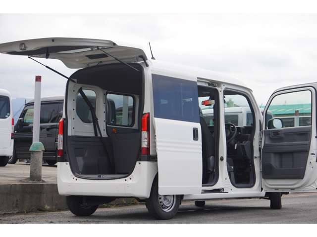 Honda N-VAN 11
