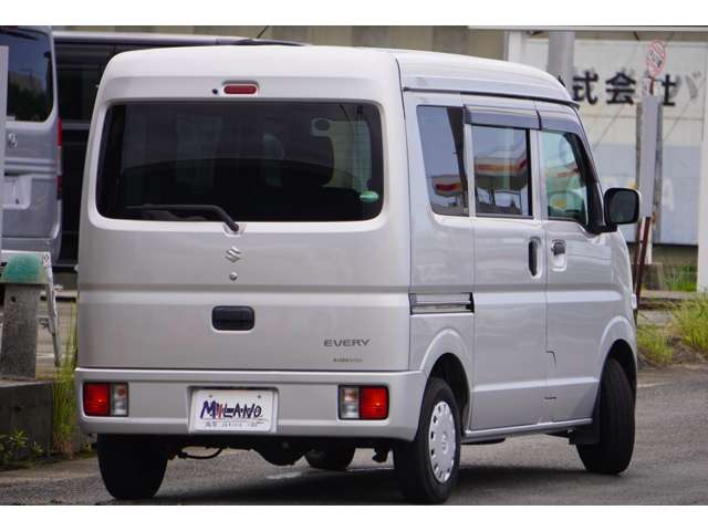 Suzuki Every 2