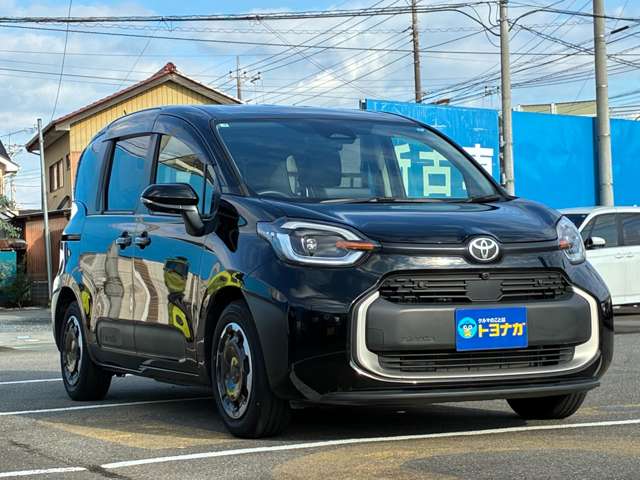 Toyota Sienta 6