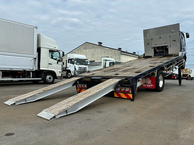 Mitsubishi Fuso Fighter 12