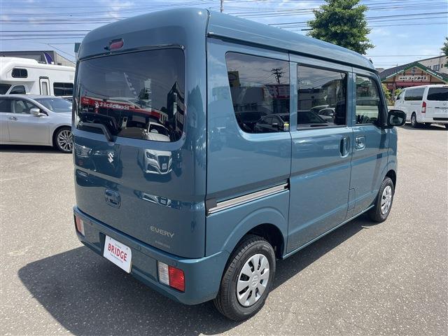 Suzuki Every 8
